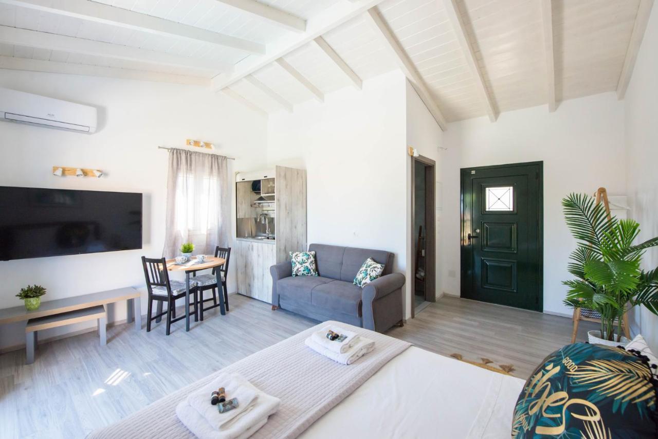 Acharavi Beach Villa Bagian luar foto