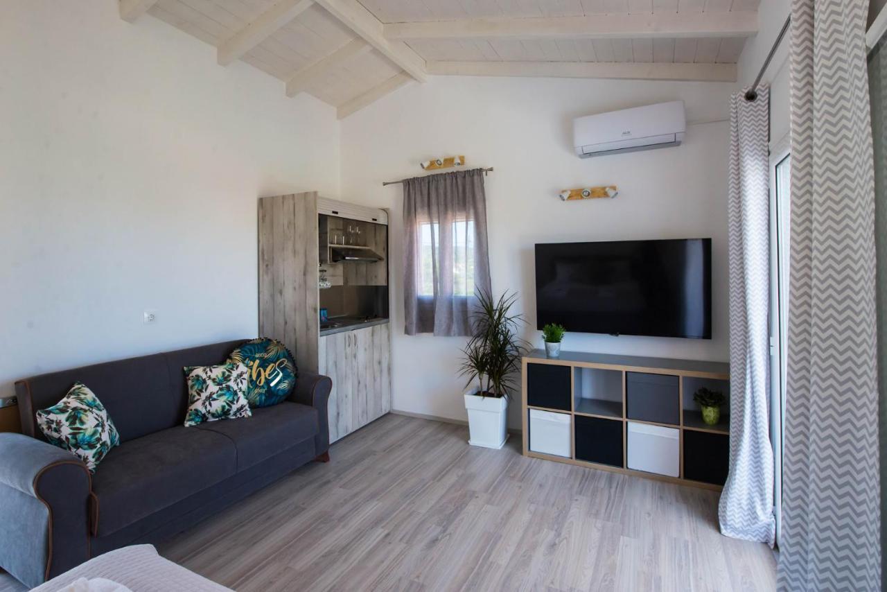 Acharavi Beach Villa Bagian luar foto